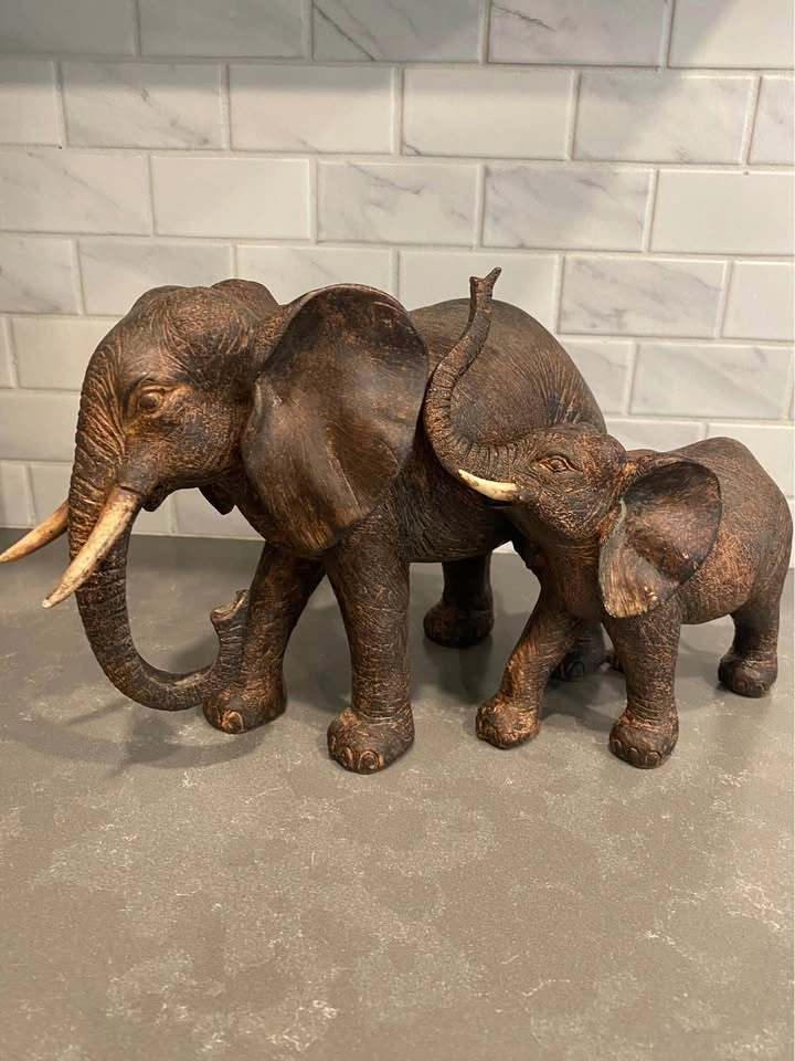 Bronze-Style Resin Elephant and Calf Statues - photo 2