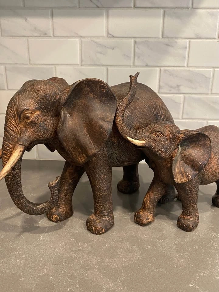 Bronze-Style Resin Elephant and Calf Statues - photo 3