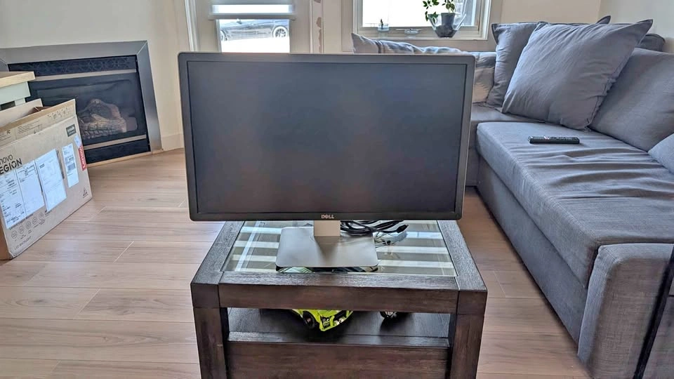 Dell 27" PC monitor (P2716Q)