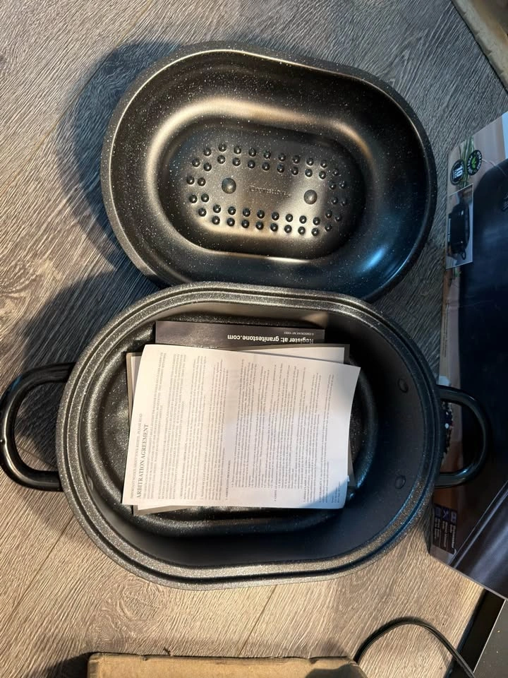 Granitestone Diamond 16" Nonstick Roaster Pan with Dome Lid - photo 5