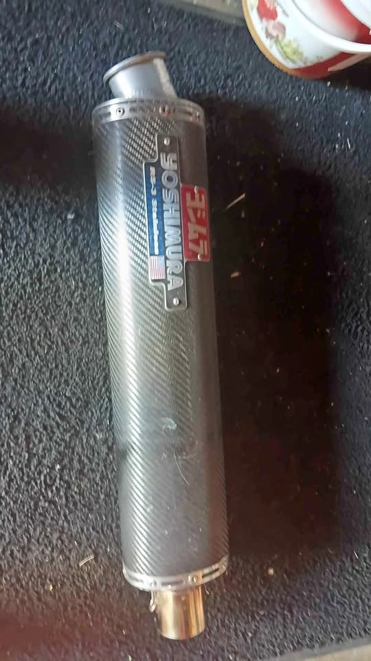 Exhaust slip on for sport bike