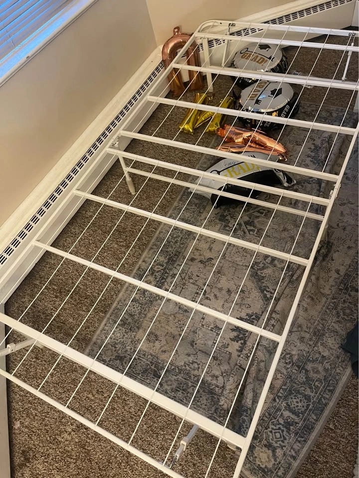 White metal bed frame - twin - photo 2