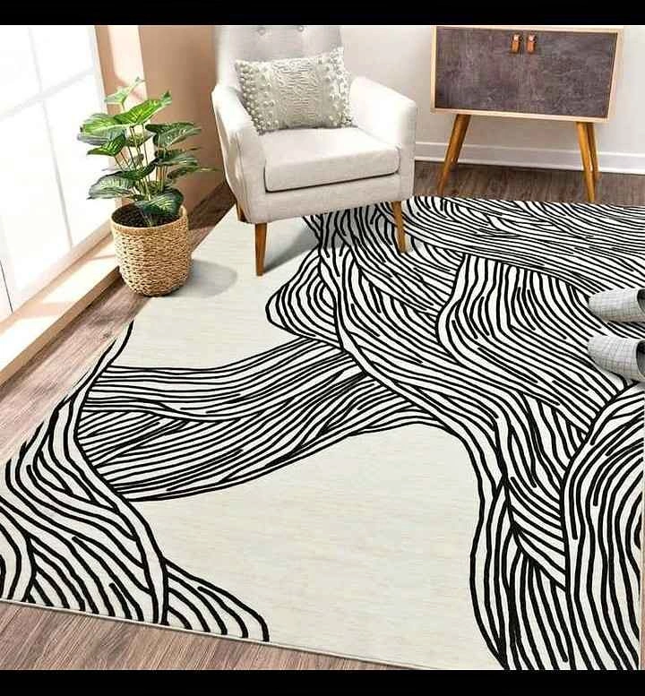 4x6 Black & White Exotic Abstract Rug