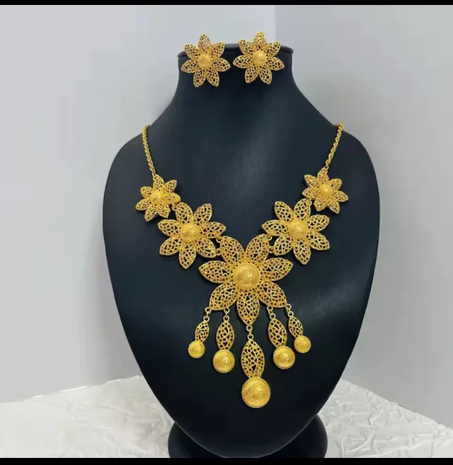 24k gold plated Necklace and earrings thumbnail