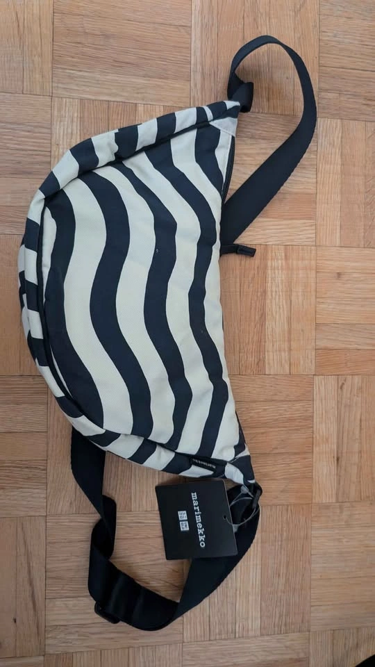Uniqlo Marimekko Blue White Shoulder Bag 2024 - photo 2