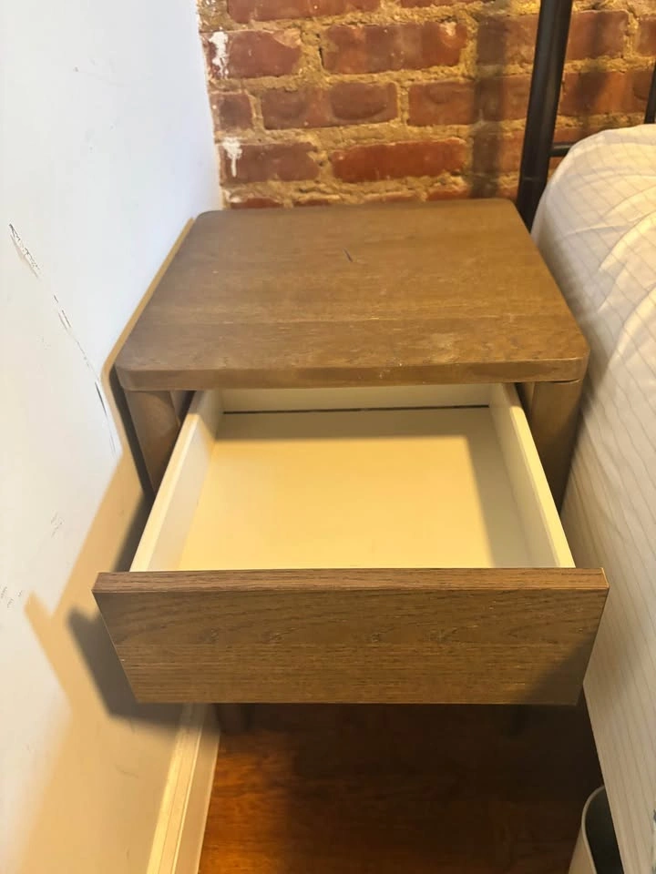 Wooden night stand - photo 2