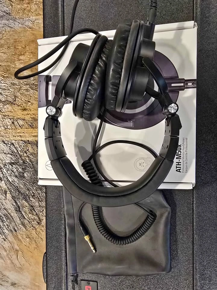 Audio Technica ATH-M50X headphones