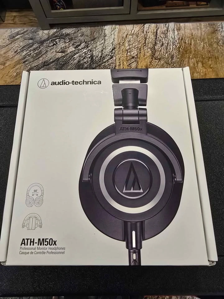 Audio Technica ATH-M50X headphones - photo 2