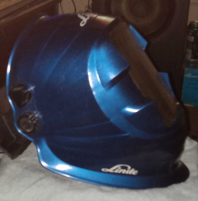 Linde Sperian Model P 250 Welding Helmet - photo 2