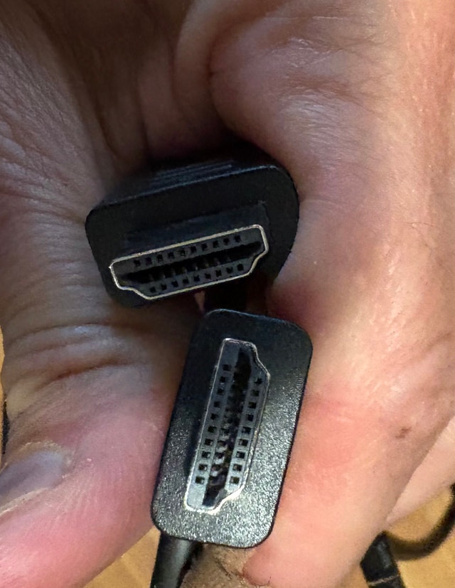 HDMI Cable - photo 2