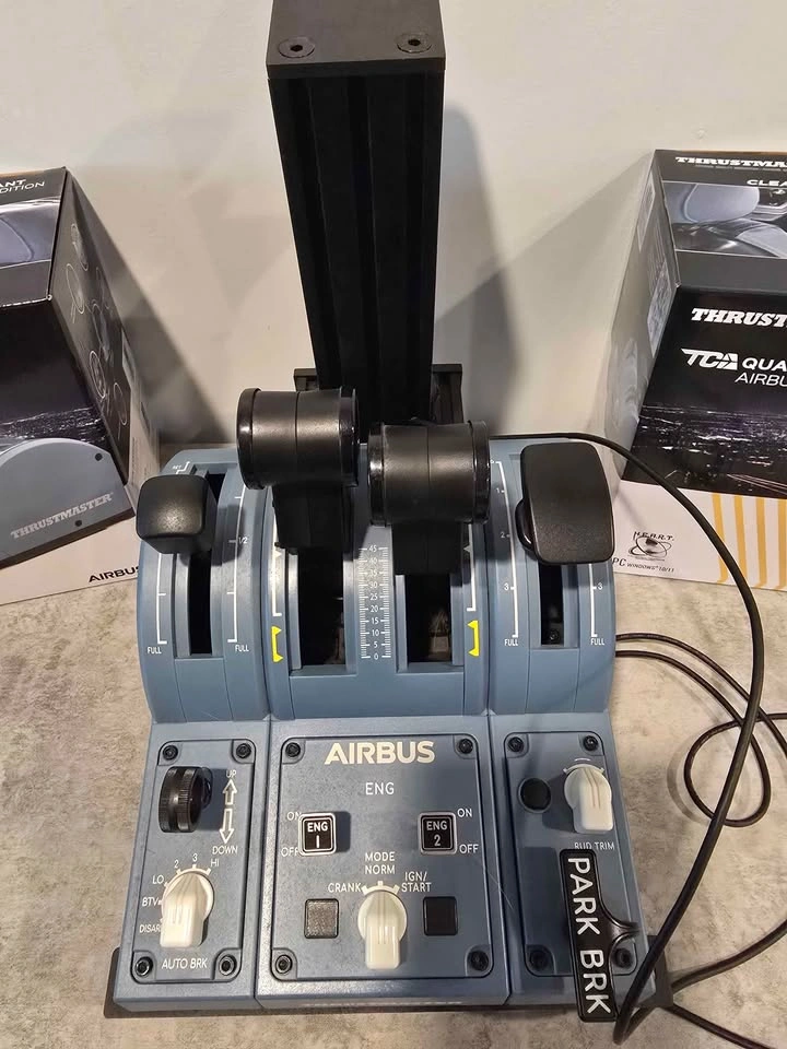 Thrustmaster Airbus A320 TCA Quadrant and Add-on w/desk clamp - photo 4
