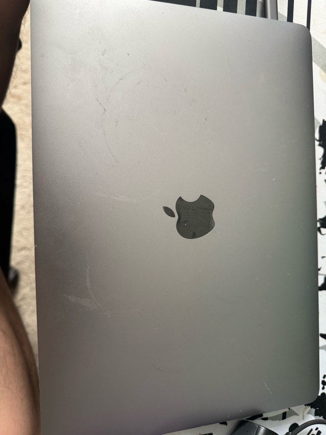 Apple Macbook Pro 2019 - photo 3