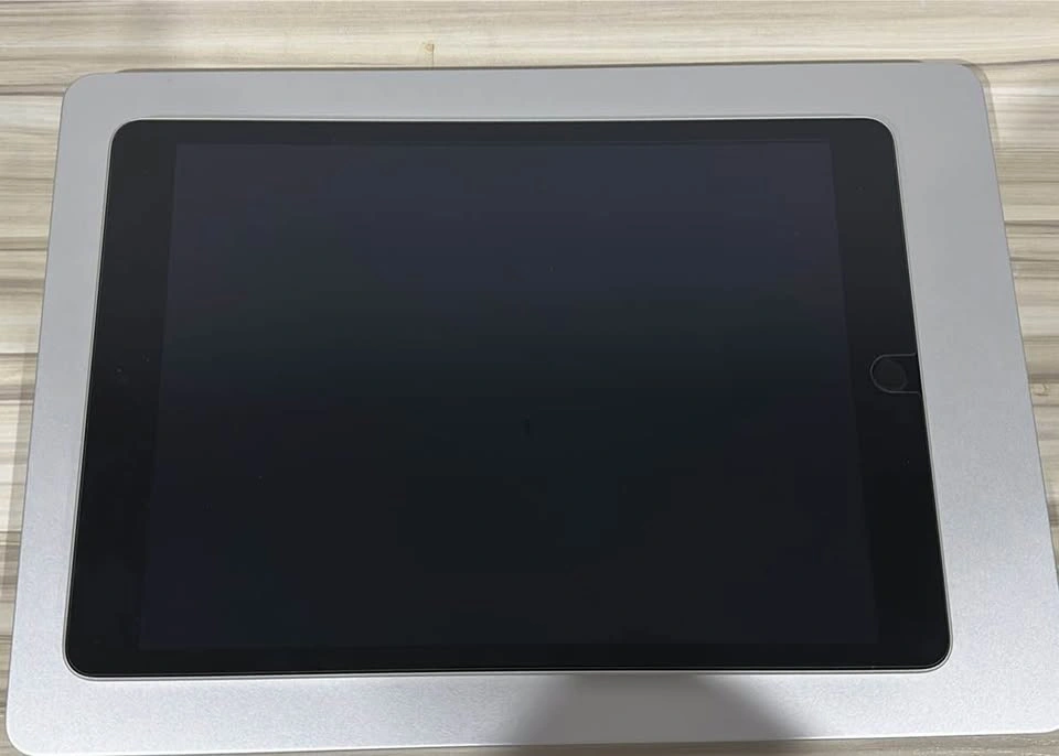 Apple iPad (9th Generation) 64GB Wi-Fi - photo 2