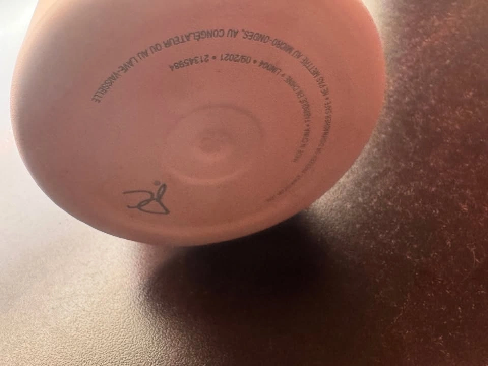 Blush Pink Water Bottle – Dishwasher Safe - photo 2