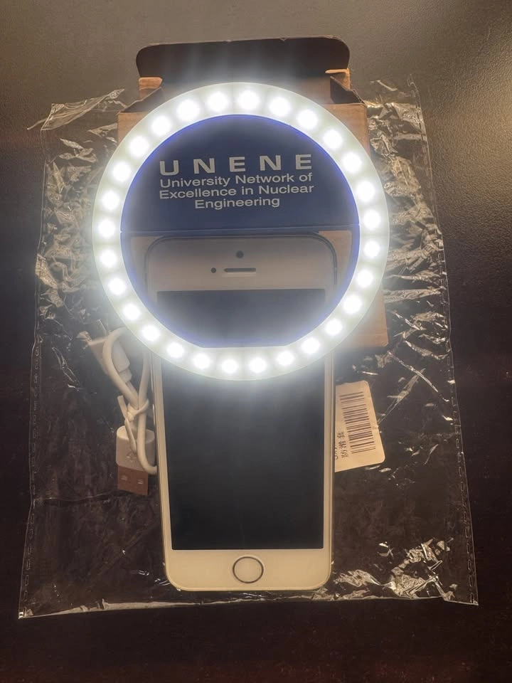 Clip-On Ring Light (USB Rechargeable) - photo 2