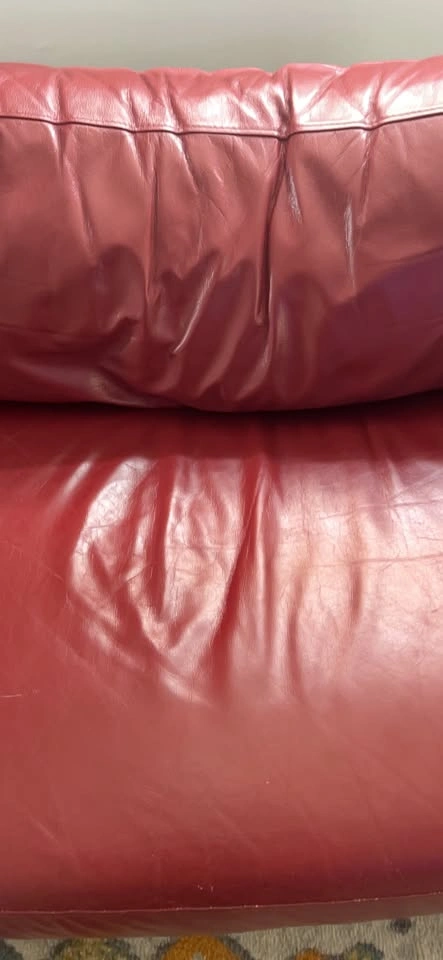 2 Red Leather Sofas - photo 4