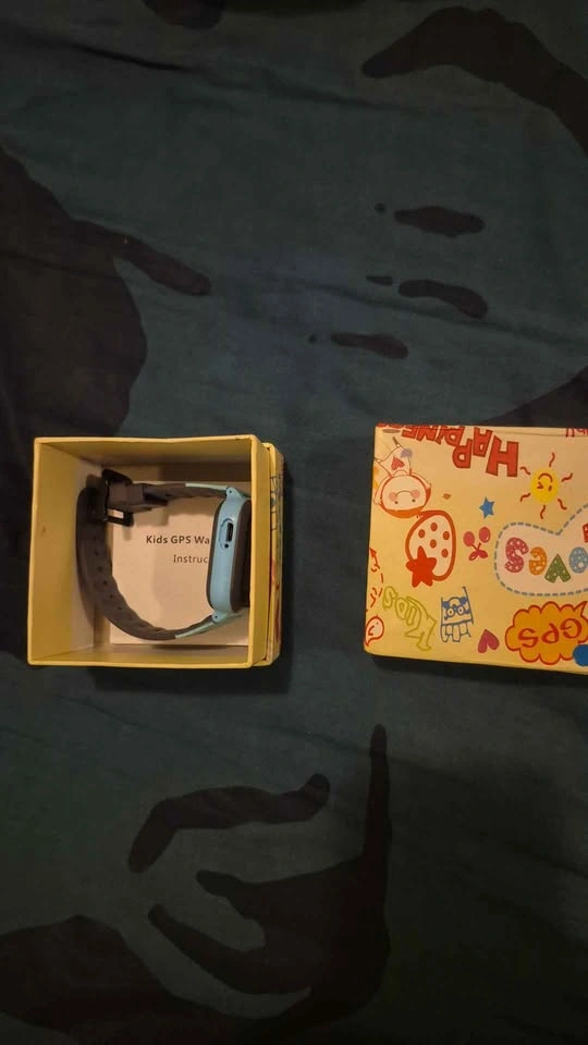Kids GPS Watch Phone - photo 3