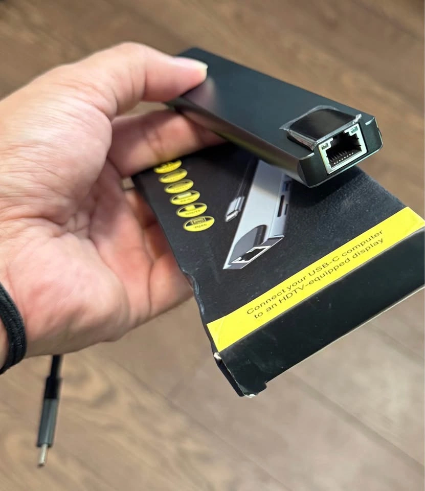 NEW USB C hub for MacBook iPhone Samsung iPad Dell HP - photo 3