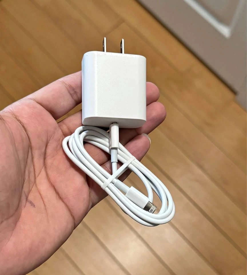 20W USB C fast charger set for iPhone X to 14 series *NEW*