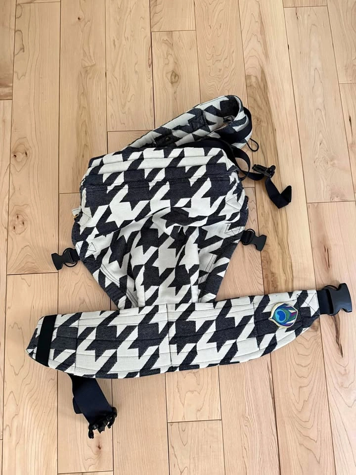 Artipoppe Zeitgeist Baby Carrier Tweed BW in Cotton