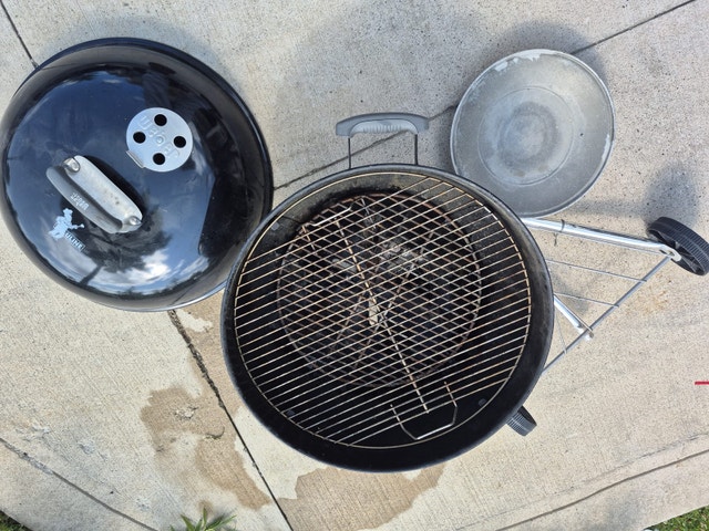 charcoal grill - photo 2