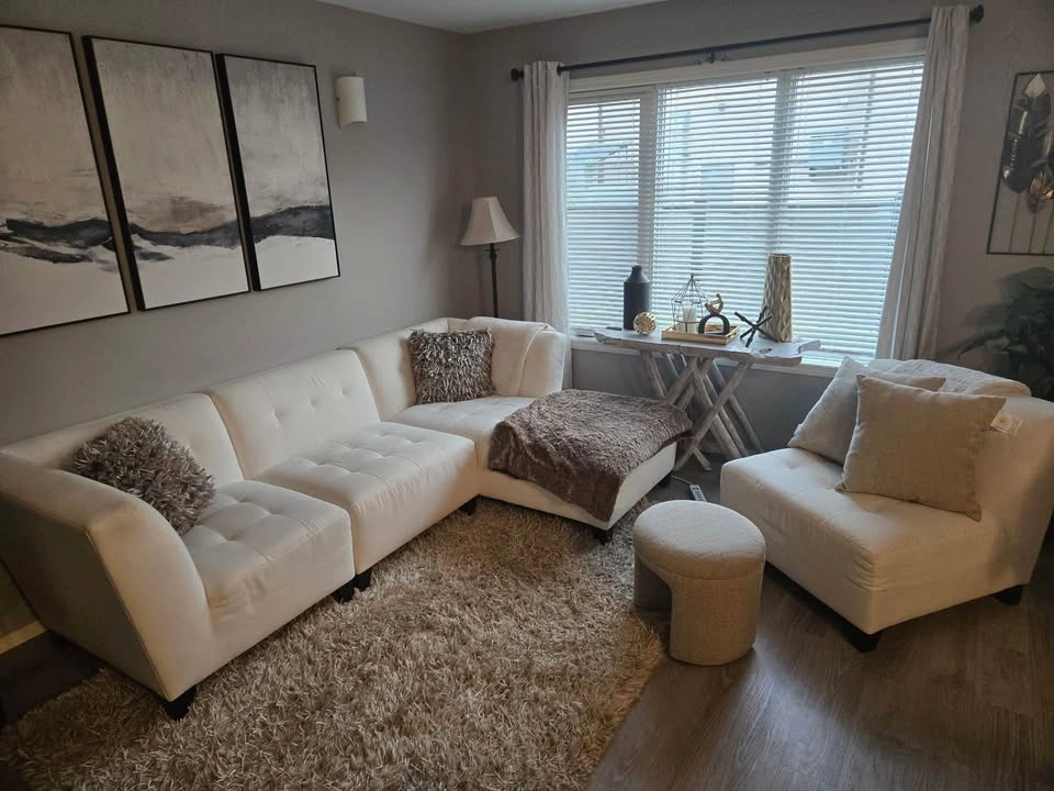 Jonathan Louis “Belaire” modular sectional - photo 2