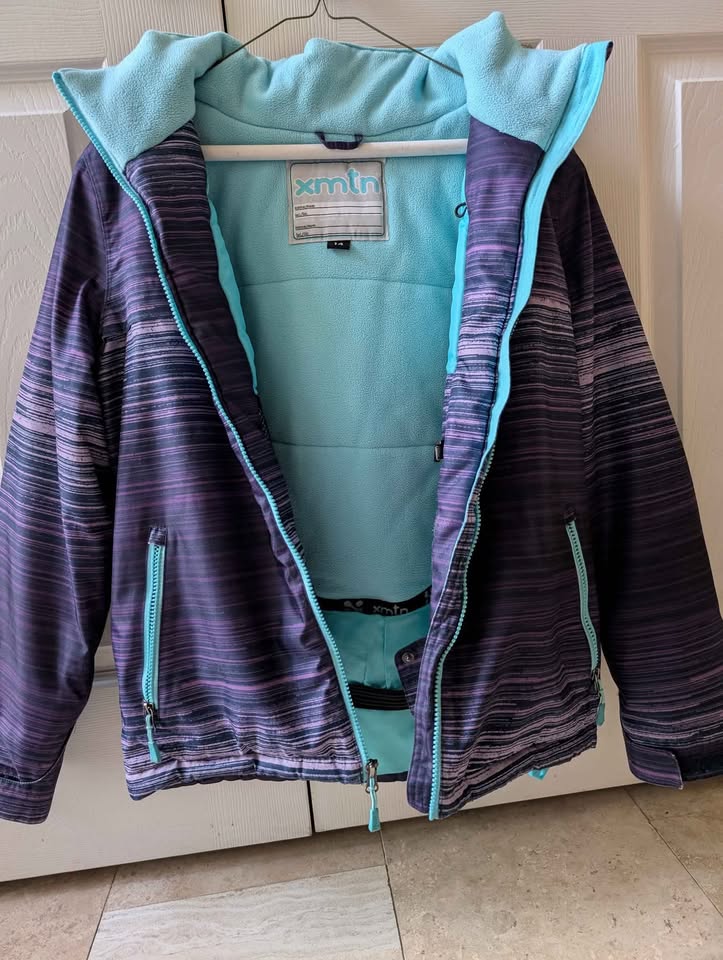 Girls Snowsuit - Size 14 - photo 2