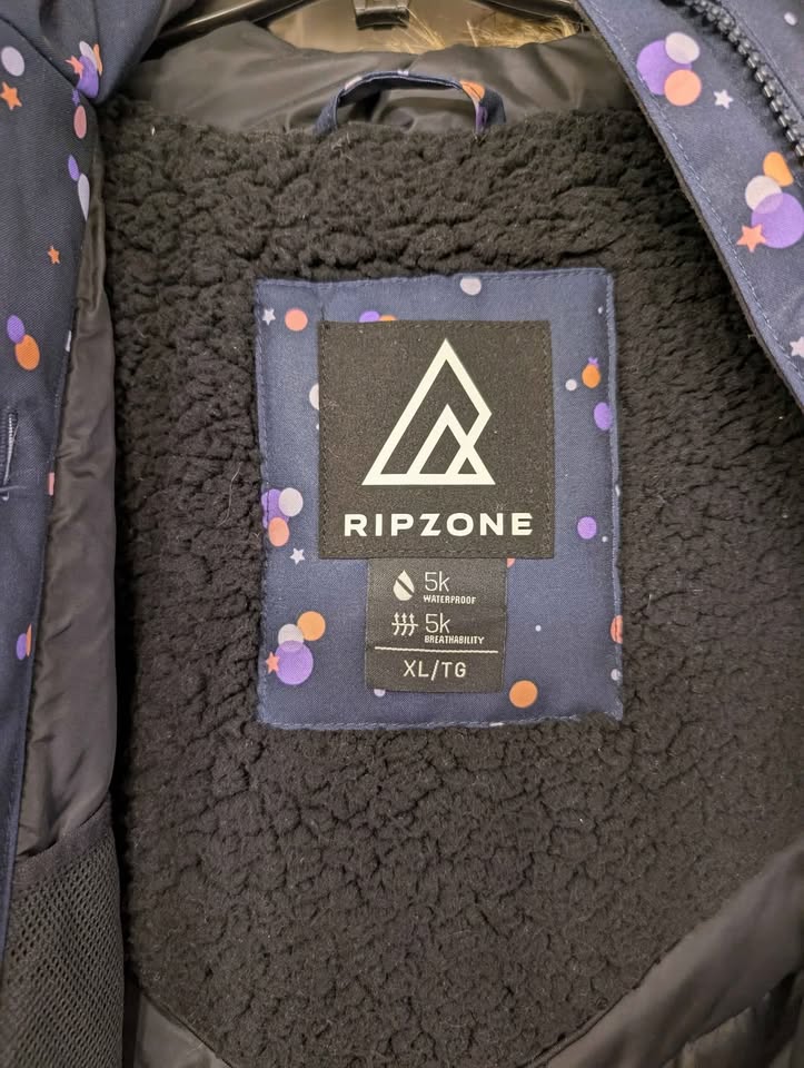 BNWT - Girls Ripzone Ski Jacket - Size XL - photo 2