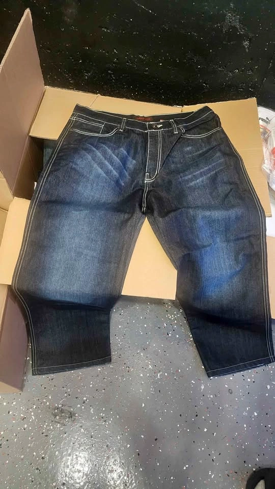 36 By 32 Jeans