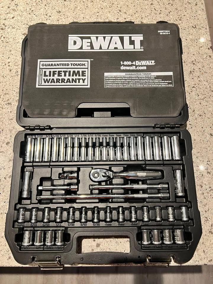 Garage Sale Tool Bundle - DEWALT, Stanley, Craftsman, MAXIMUM - photo 3