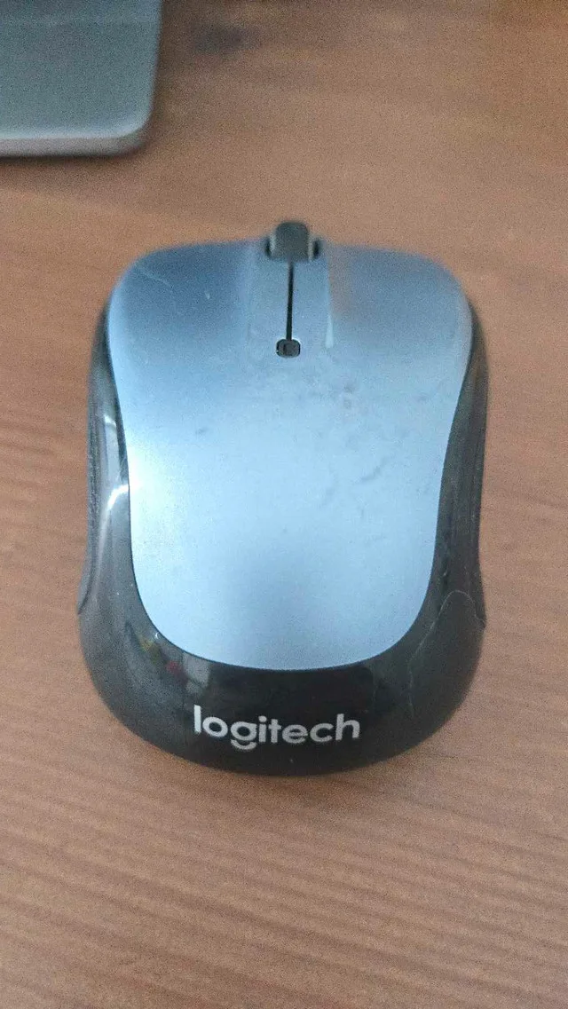 Logitech wireless mouse thumbnail