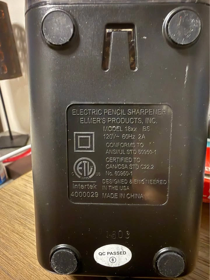 [USED] XACTO Electric Pencil Sharpener - photo 2