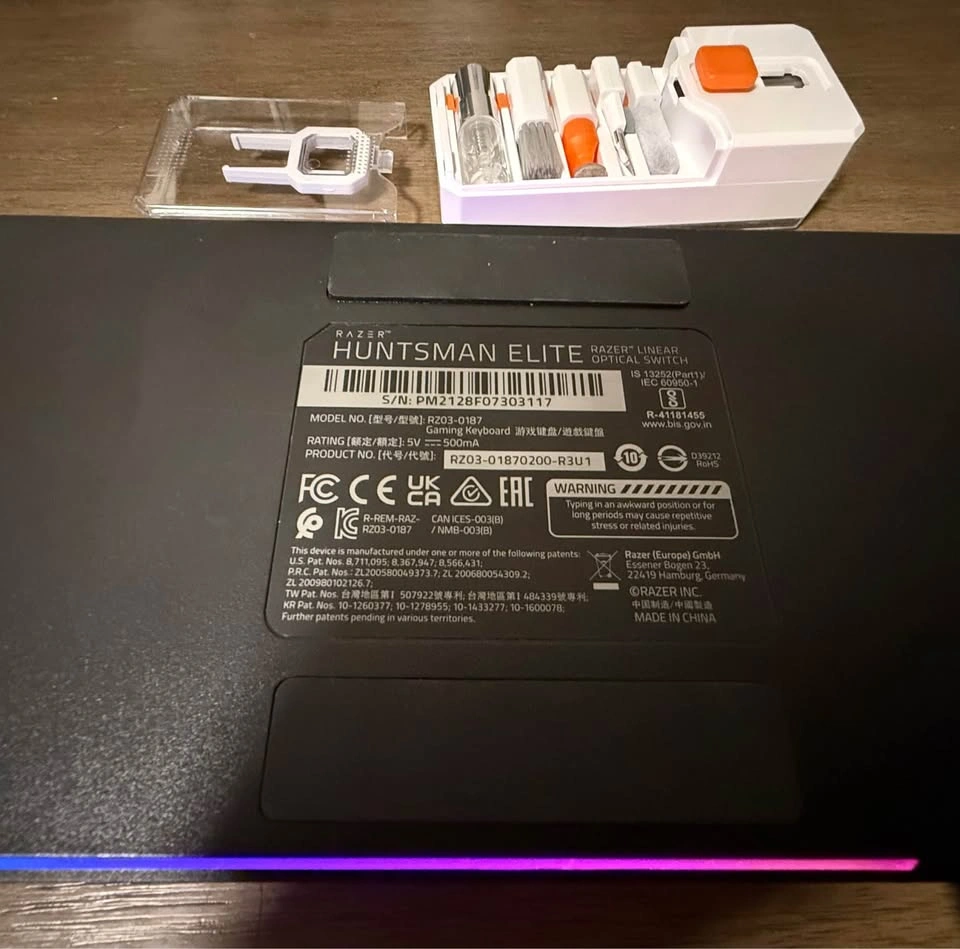 Razer Huntsman Elite Keyboard + Keyboard Cleaner Set - photo 3