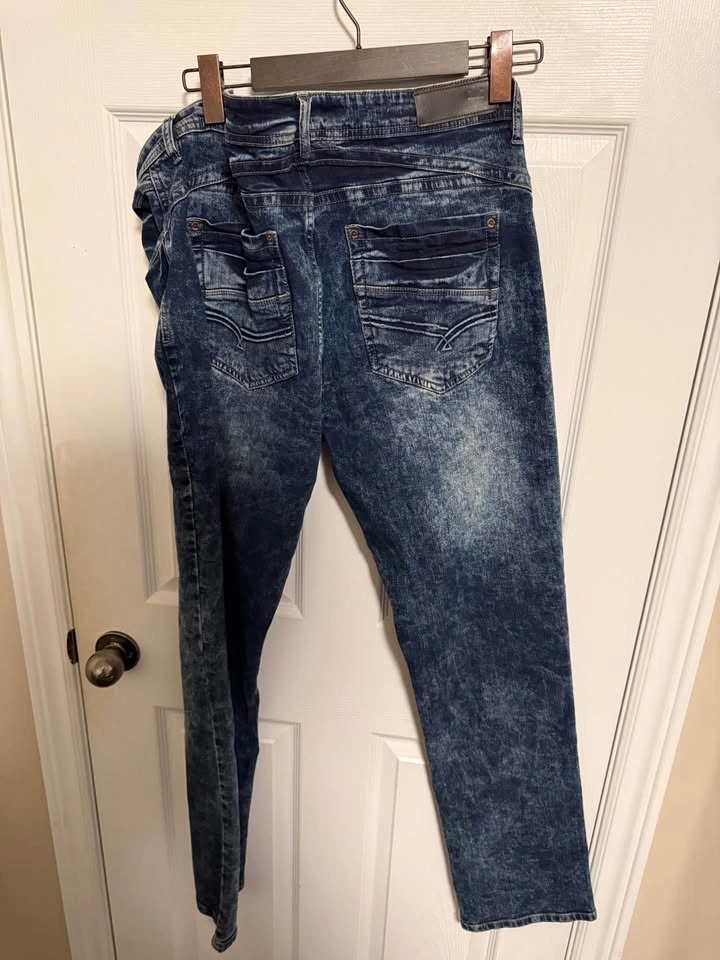 [USED] SHIKOTSU Men’s Regular Fit Jeans – W36 L34 - photo 3
