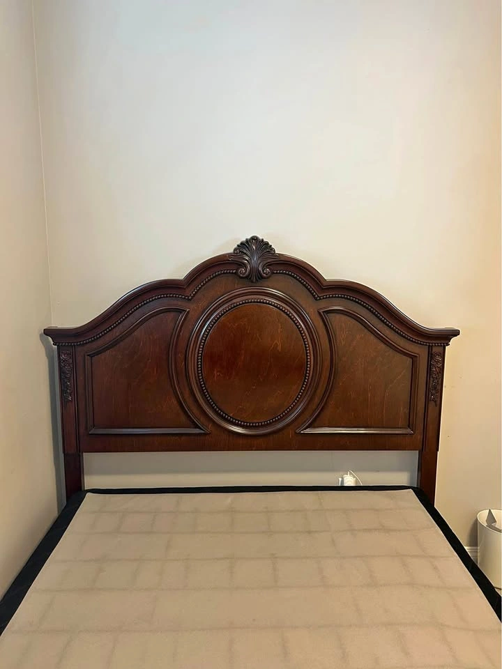 bed set with box spring and nightstand