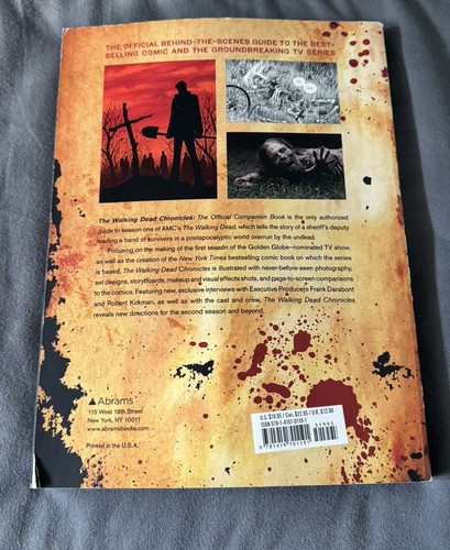 The Walking Dead Chronicles by AMC and Paul Ruditis (2011) - photo 2