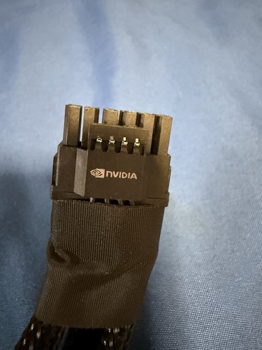 12VHPWR Adapter Cable (OEM) for RTX 40/50 Series GPUs - photo 4