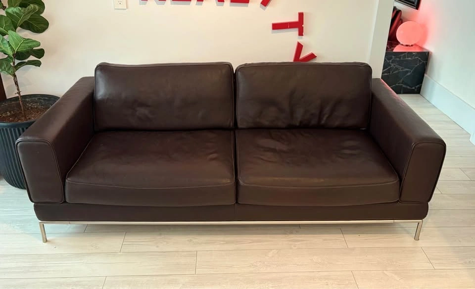GORGEOUS MODERN TOP GRAIN BROWN LEATHER SOFA! - photo 3