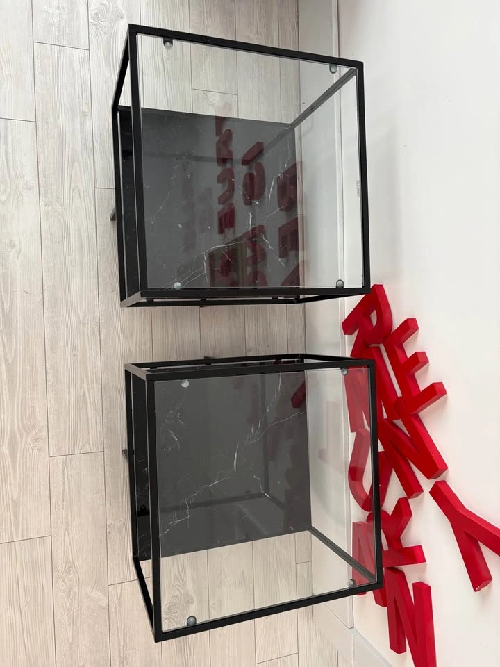 STUNNING MODERN BLACK MARBLE AND GLASS SIDE TABLES! - photo 3