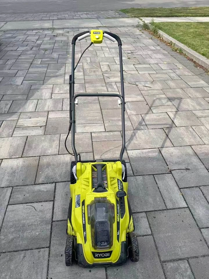 Lawnmower