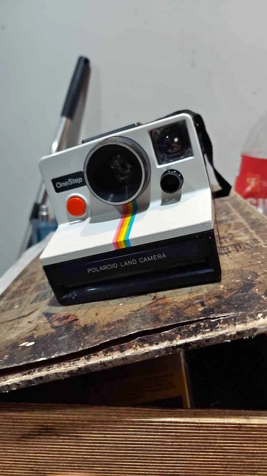 Vintage Polaroid OneStep Land Camera