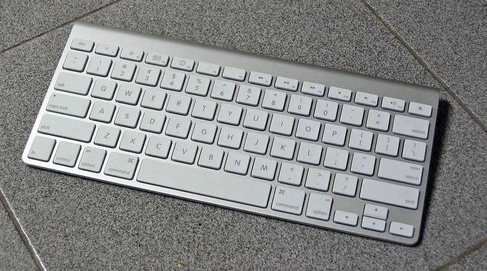 Apple Wireless Keyboard