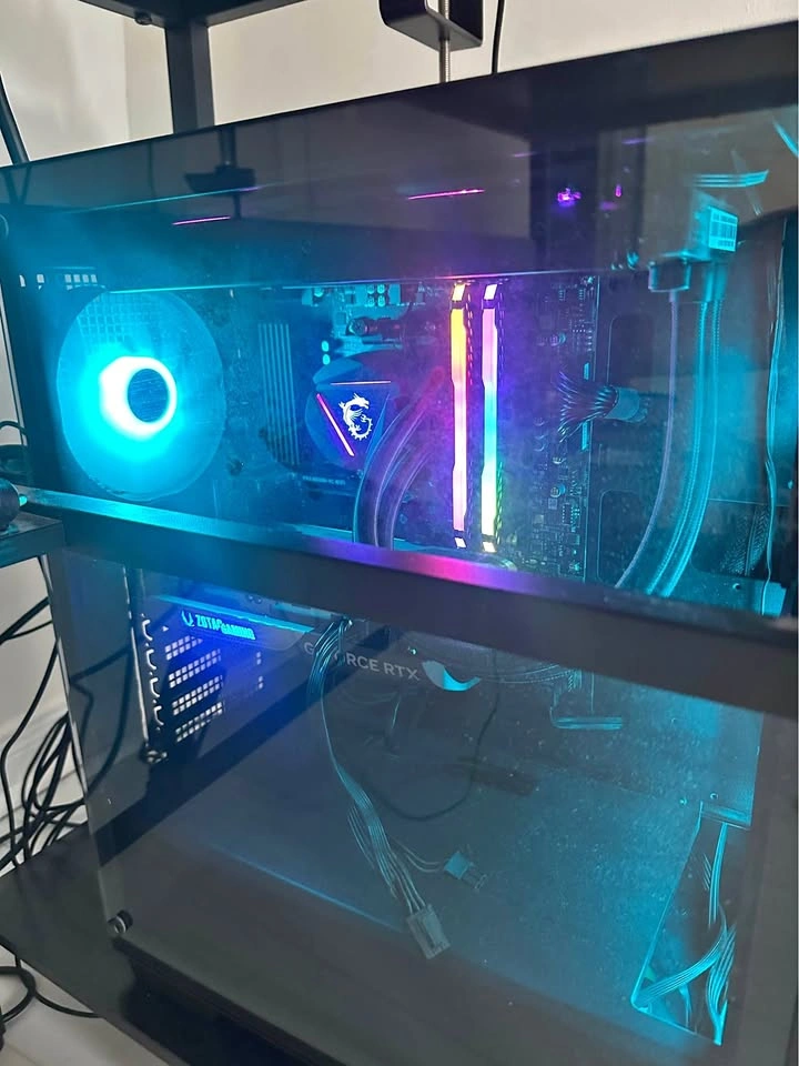 Gaming PC: Ryzen 5 5600G, RTX 4060 Ti, 16GB RAM, 1TB SSD