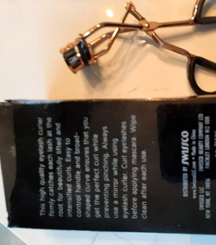 Brand New! Swissco Eyelash Curler (Rose Gold) - photo 2