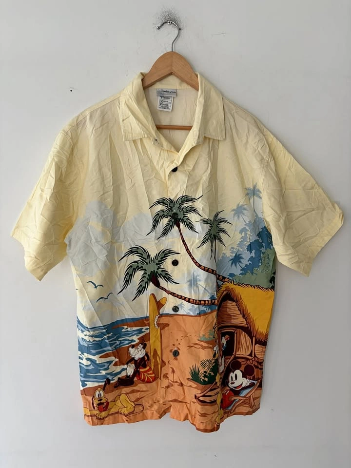 Walt Disney World Parks Men’s Hawaiian Mickey Camp Shirt Size M