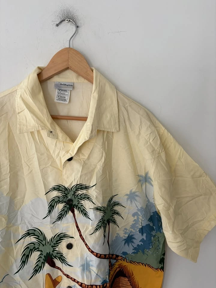 Walt Disney World Parks Men’s Hawaiian Mickey Camp Shirt Size M - photo 2