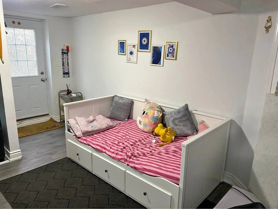 1 Bed 1 Bath - House