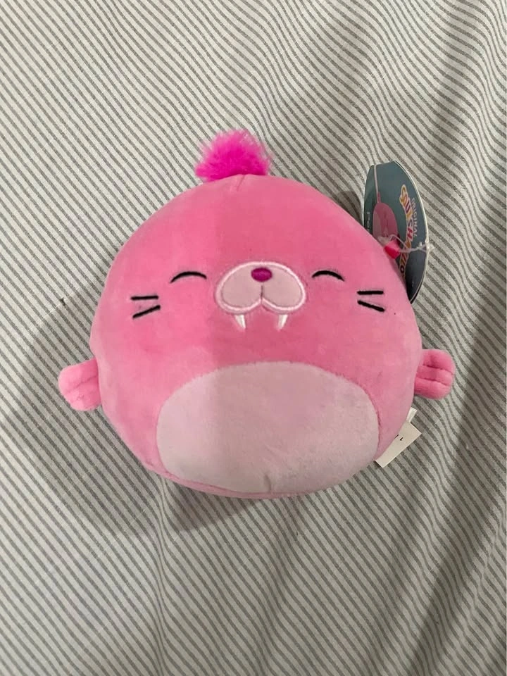 Squishmallow pepper