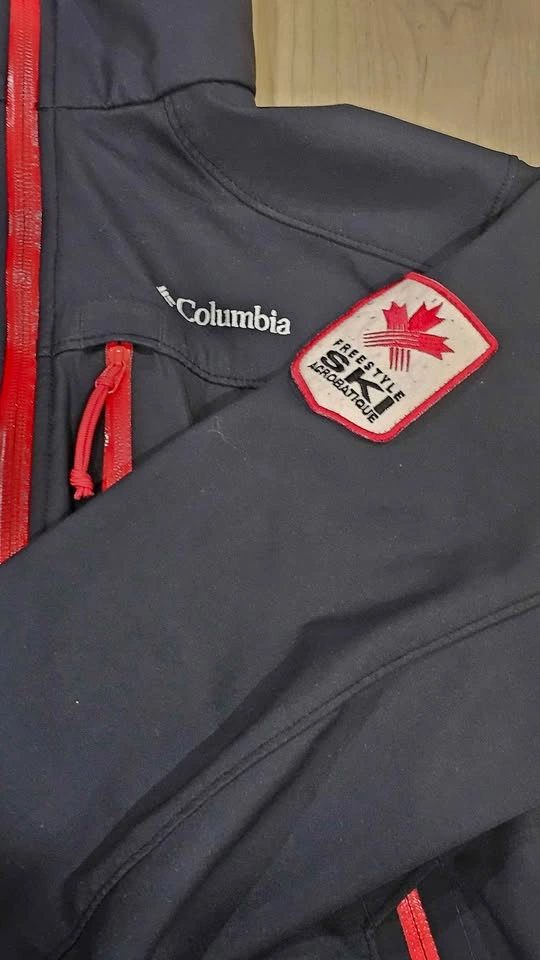 Columbia Women's Omni-Shield Softshell Jacket - Team Canada - photo 4