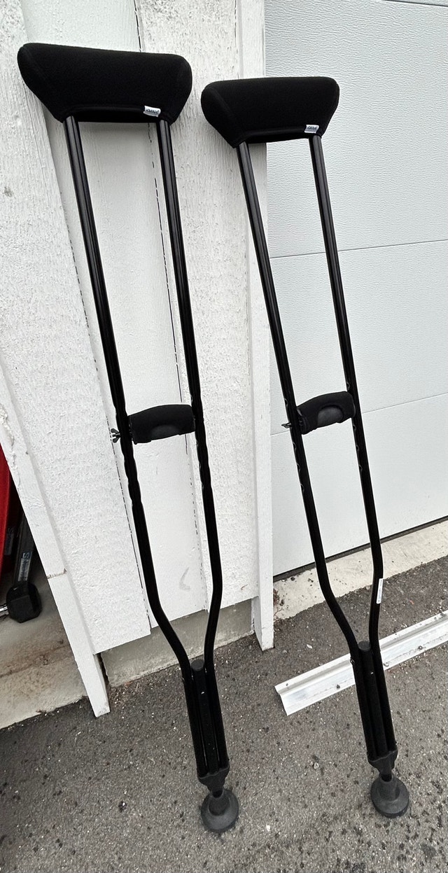 $40 Black Crutches. Made in Europe by Kmina. Size: L - photo 2